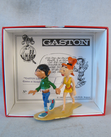 Pixi figurine of Gaston and Moiselle Jeanne